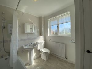 BATHROOM- click for photo gallery